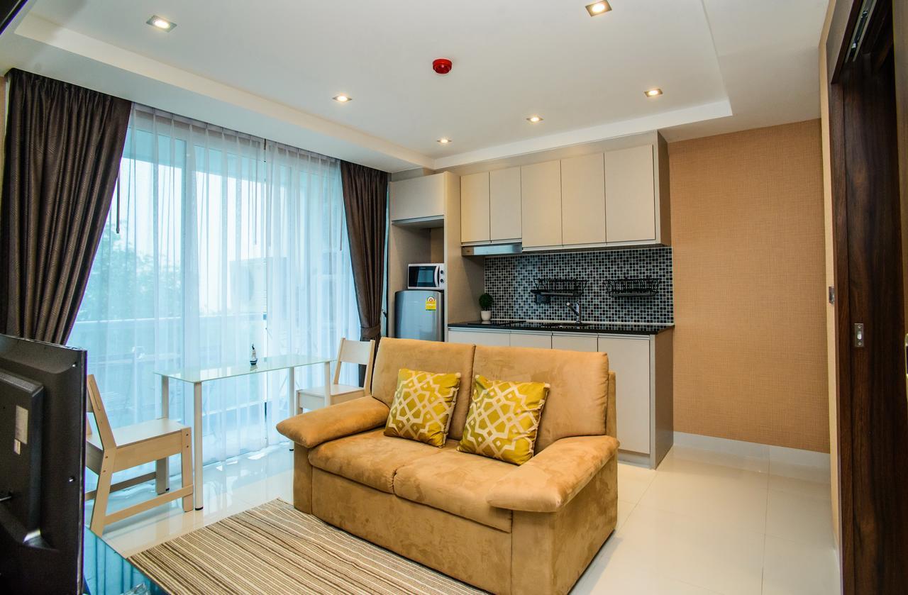 Serenity Pattaya Beach Exterior photo