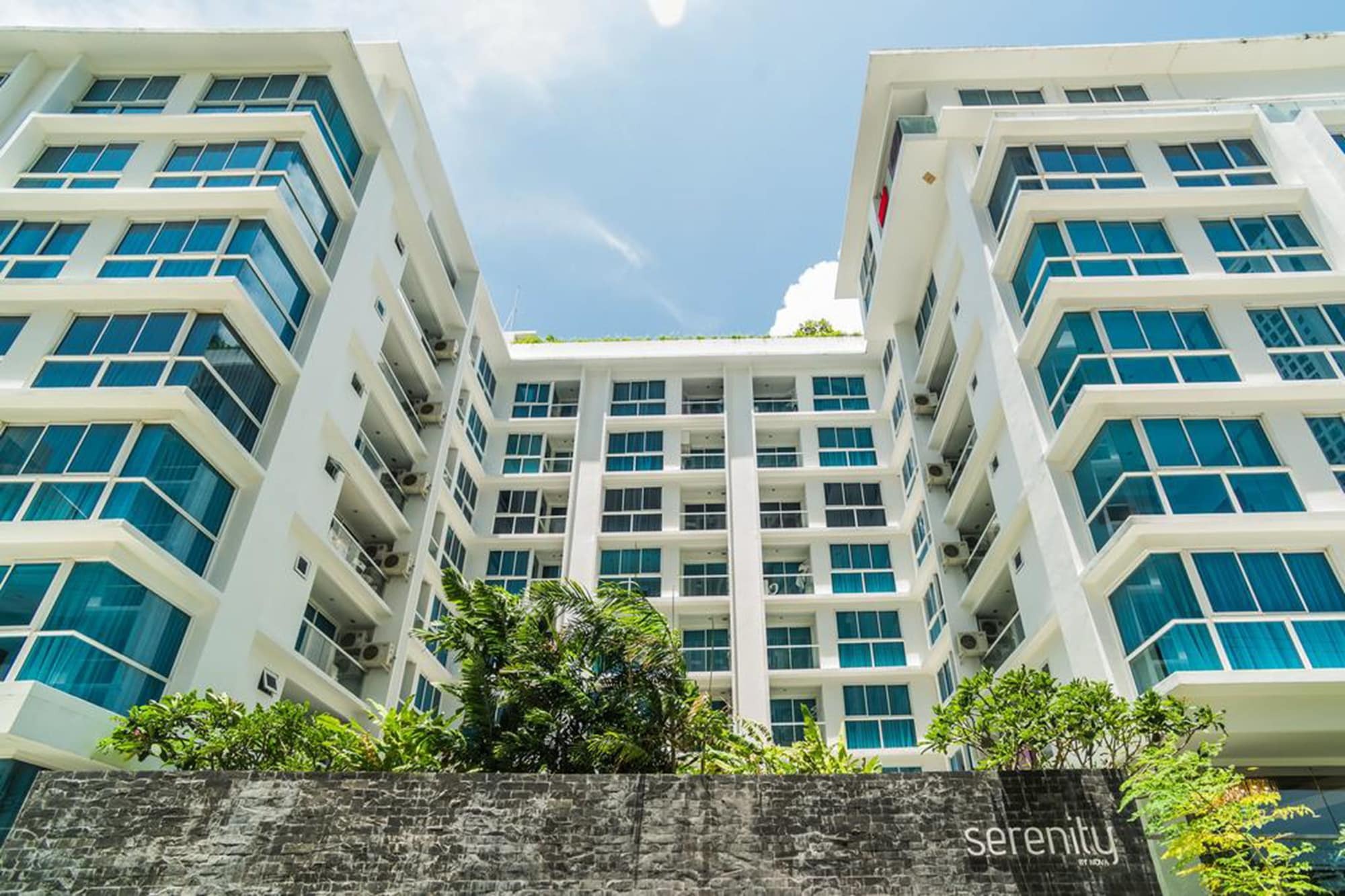 Serenity Pattaya Beach Exterior photo